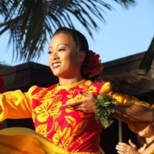 Hawaiian luau performer - Big Island Culture & Cuisine