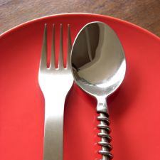 fork spoon red plate