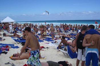 Spring break Cancun beach