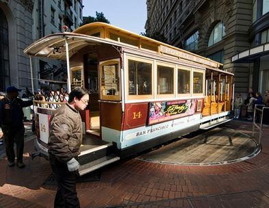 San Francisco Cable Car - photo by Lee Foster
