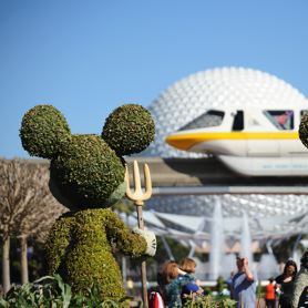Mickey Mouse topiary - Orlando, Florida