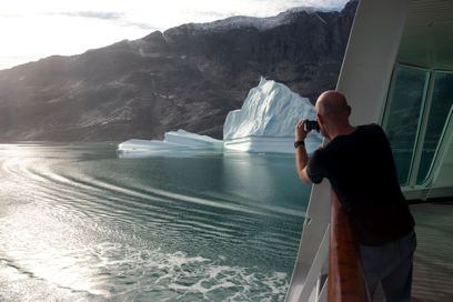 Iceberg Photography - Kayla Lindquist photo