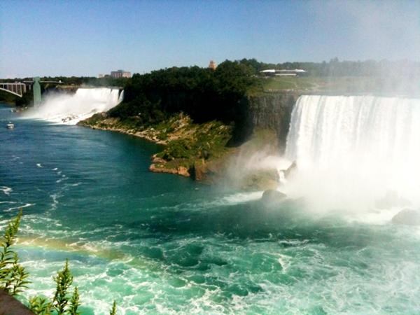 Niagara Falls - photo by Dayna Roselli