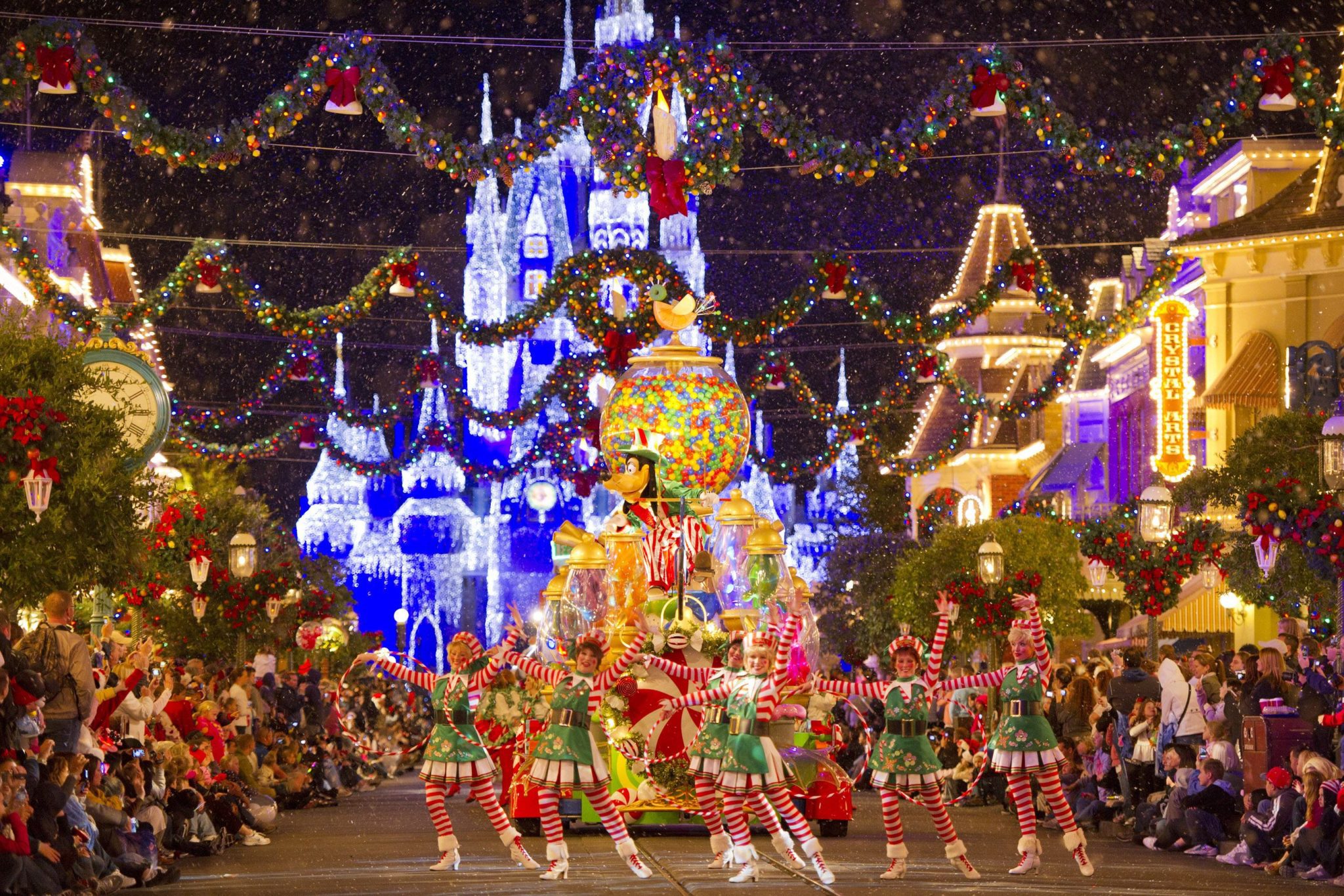 The Best Theme Park Christmas Events for 2013