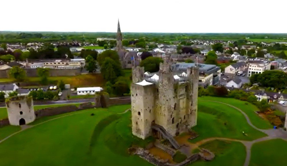 HIDDEN IRELAND Trim Castle Peter Greenberg Travel Detective